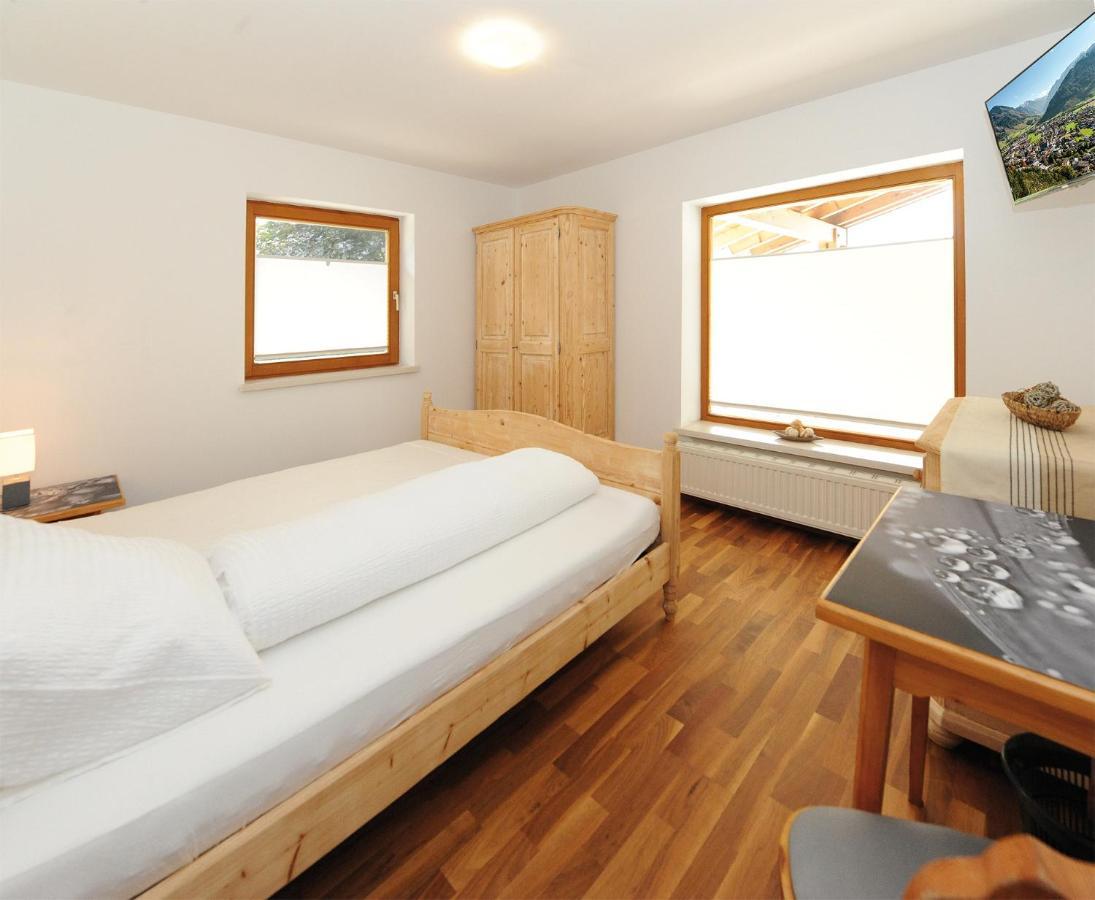 Chalet Gloria - Doppel- Und Mehrbettzimmer Fusch an der Glocknerstraße Kültér fotó